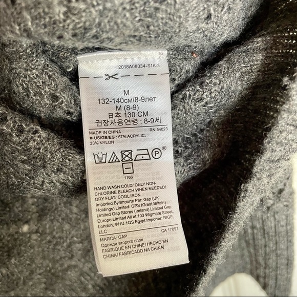 GAP : Bundle of 2 GAP Kids Sweaters - Picture 6 of 11